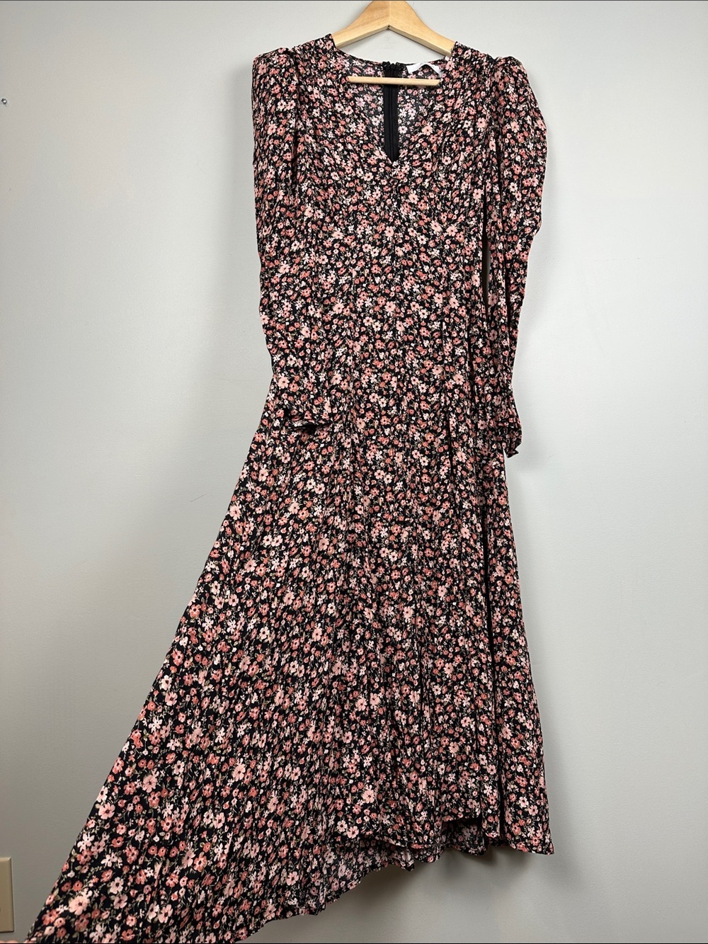 ASTR THE LABEL Micro floral maxi dress long sleeved revolve pink puff sleeve